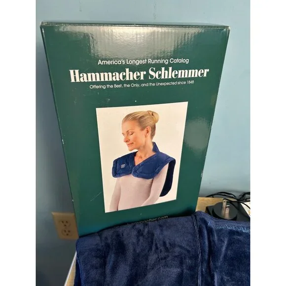 Hammacher Schlemmer Heat Wrap Cordless Neck & Shoulder Navy WORKING Comfort - Picture 2 of 4